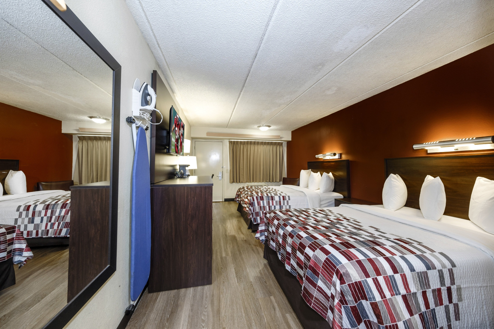 Photo - Red Roof Inn Tampa - Brandon