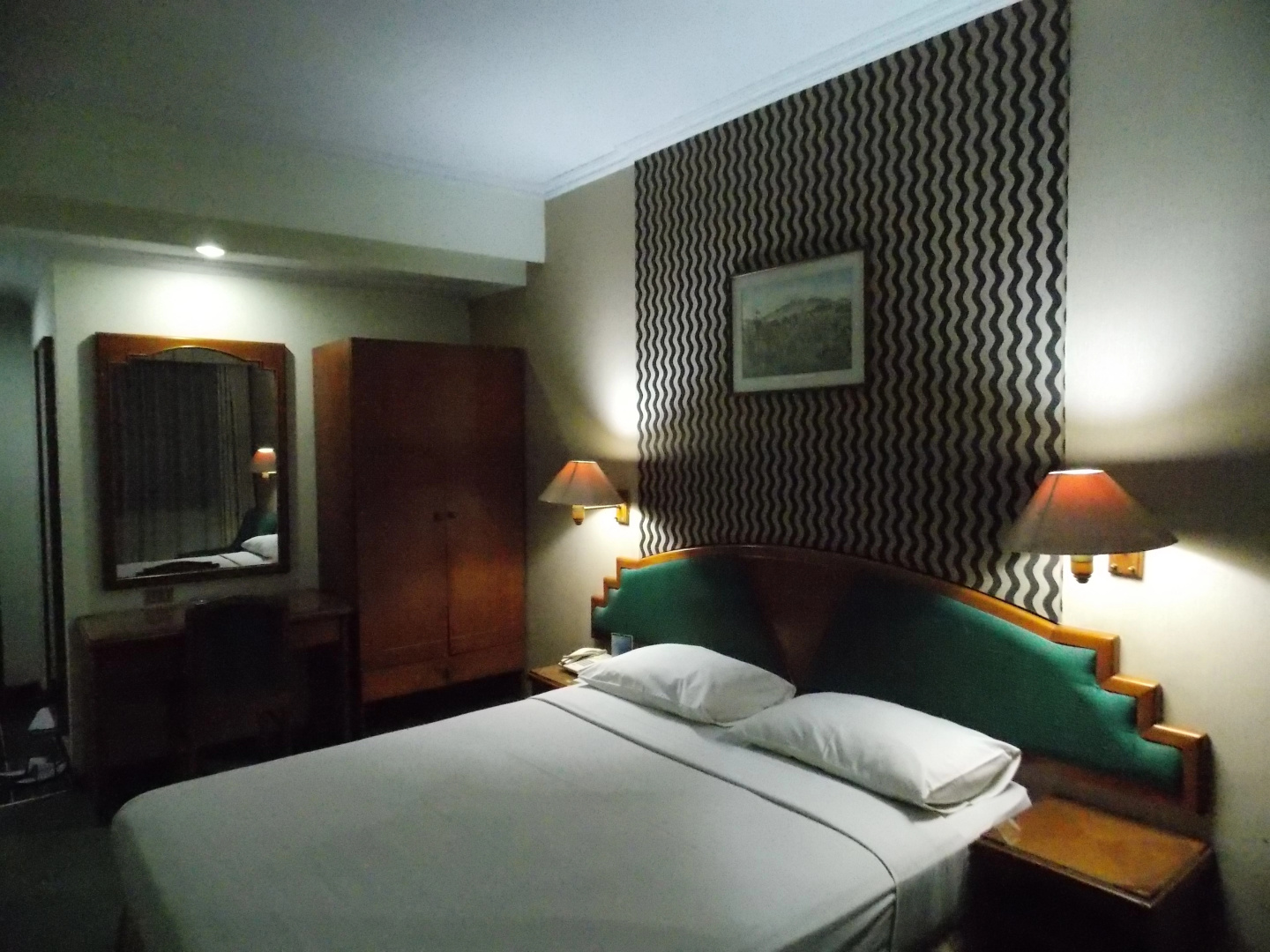 Photo - Hotel Puri Mega