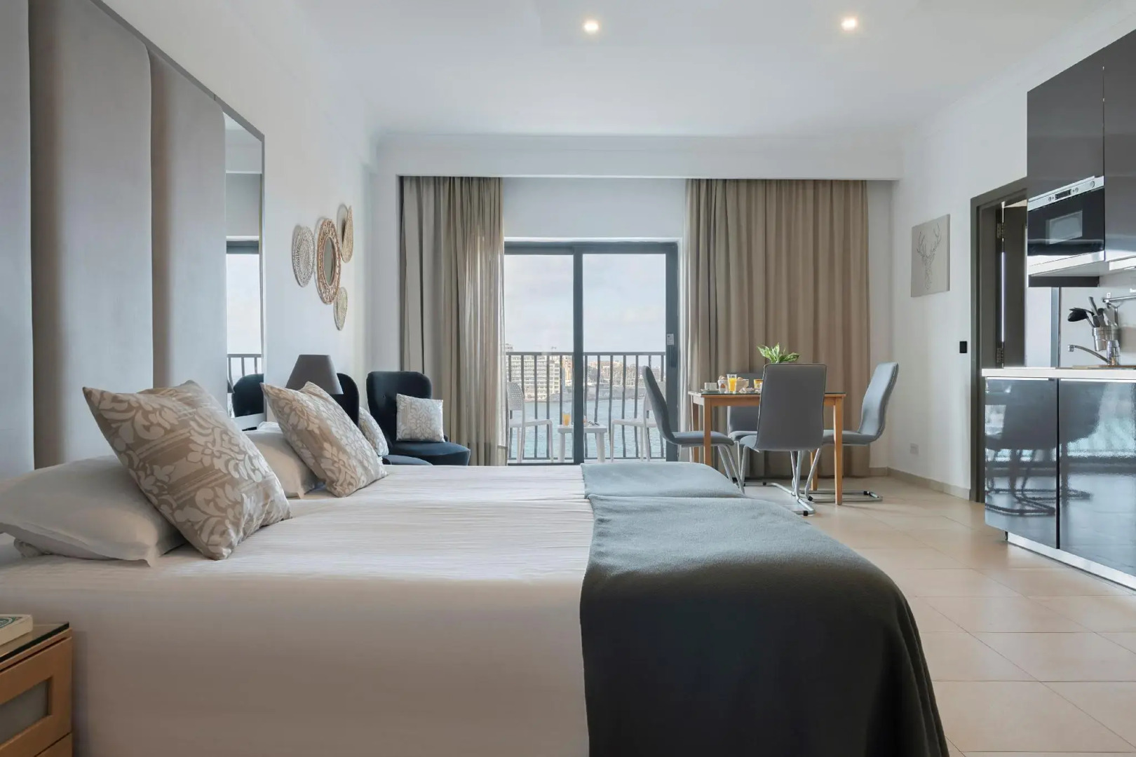 Foto - Plaza Regency Hotels