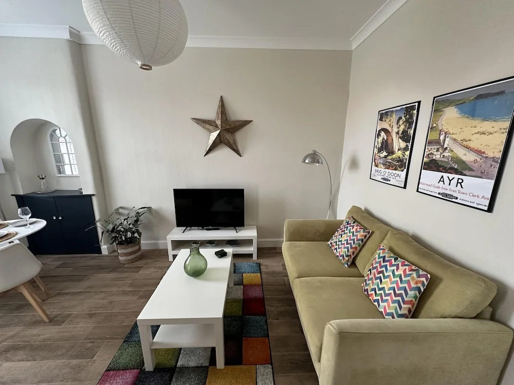 Prestwick/kingb/petsok/freep/ Wifi/tv