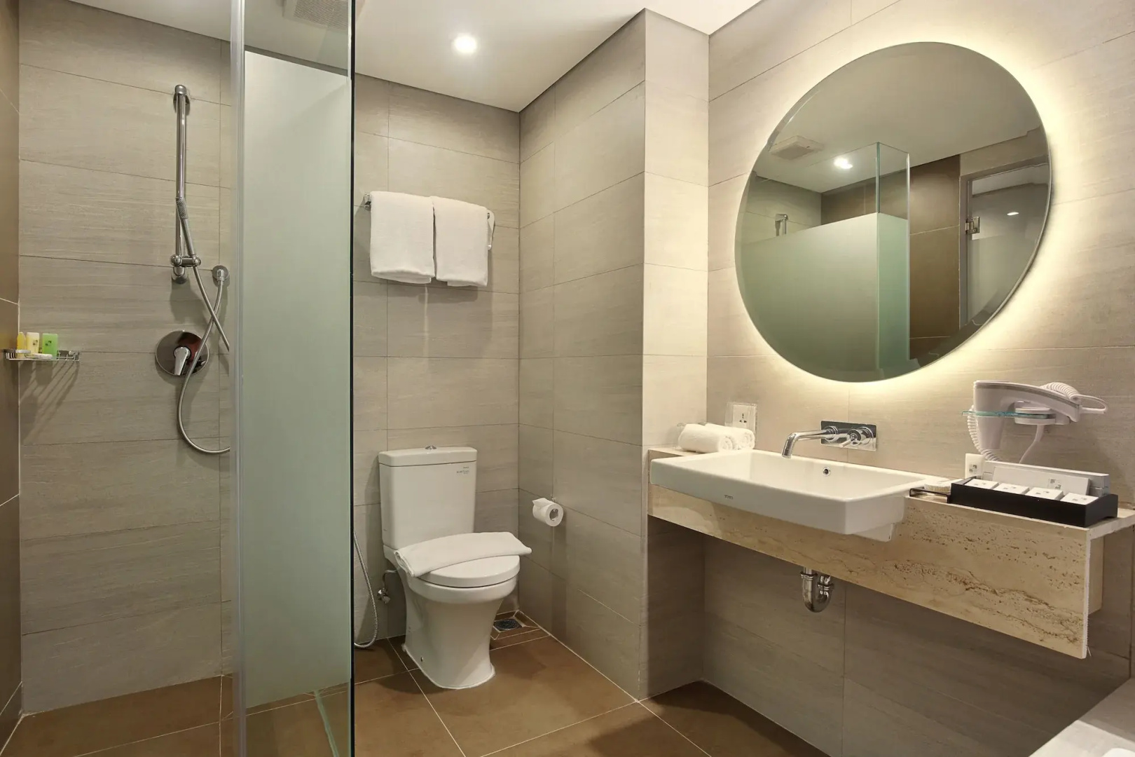 Photo - Swiss-Belinn Simatupang