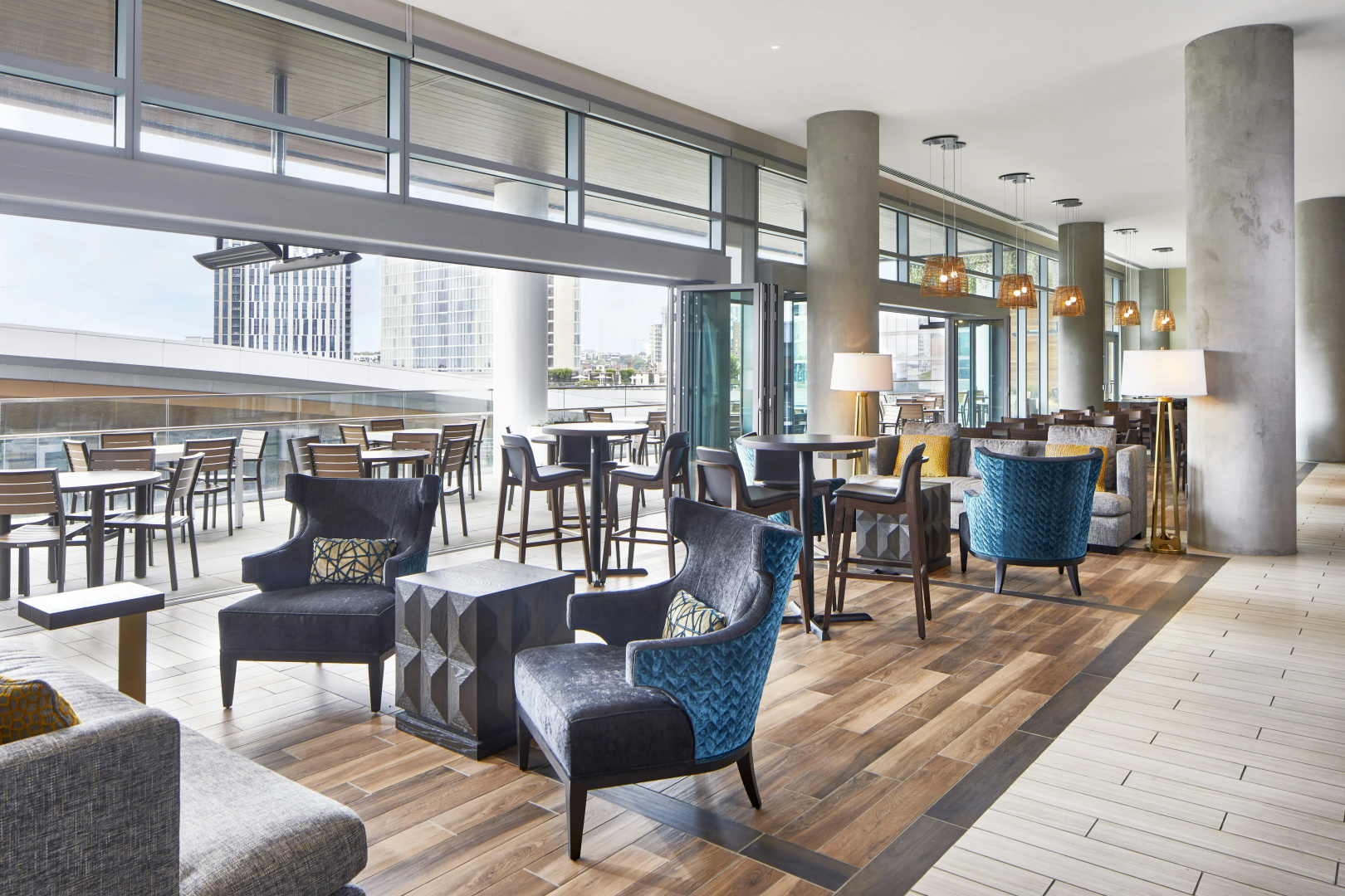Photo - Embassy Suites by Hilton Nashville Downtown