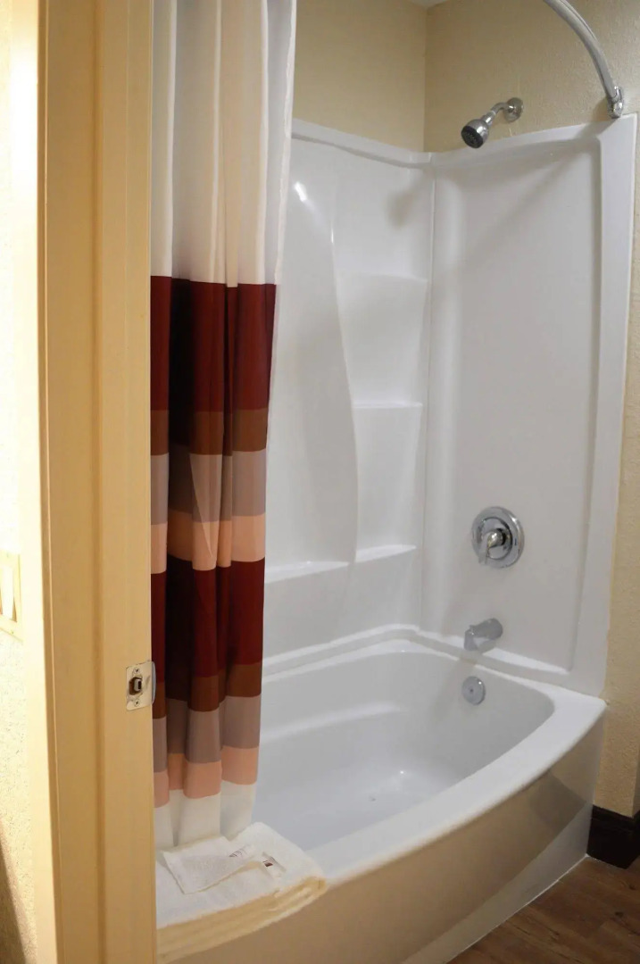 Photo - Sacramento Inn & Suites Cal Expo I-80