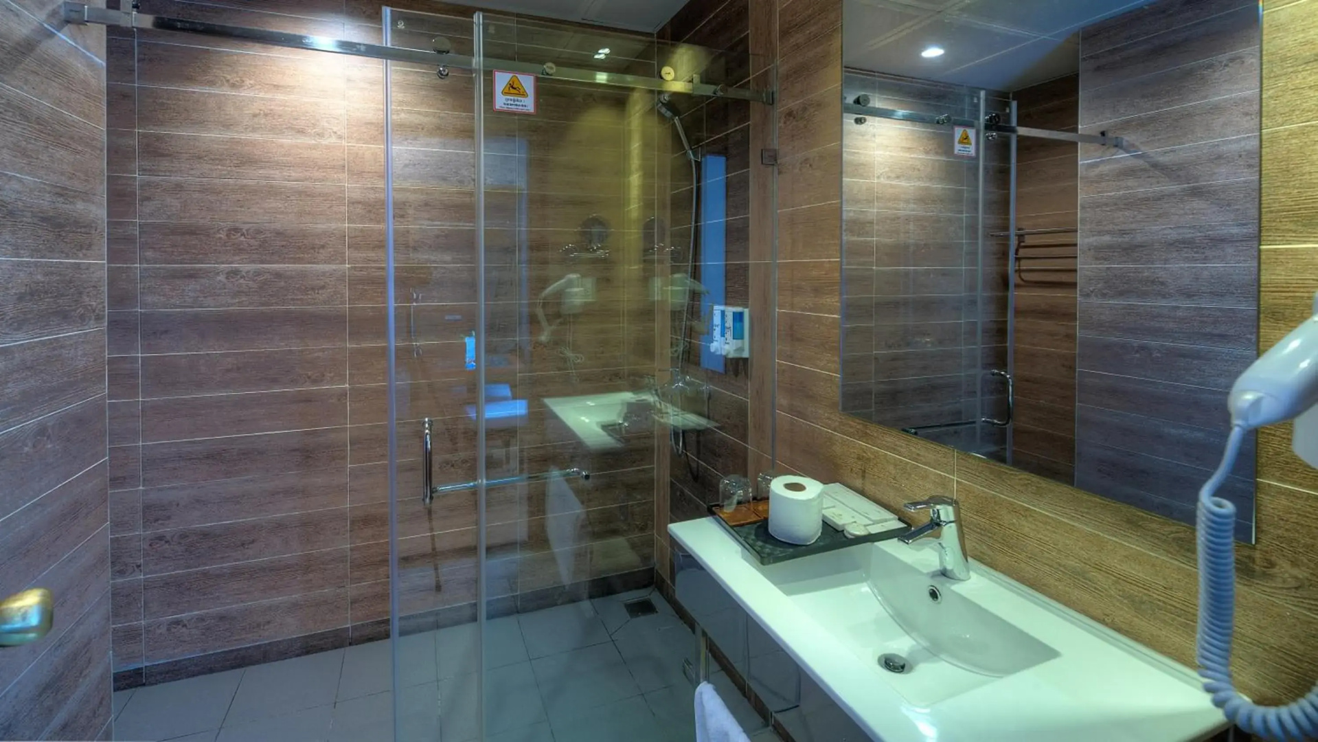 Photo - Orussey One Hotel & Apartment