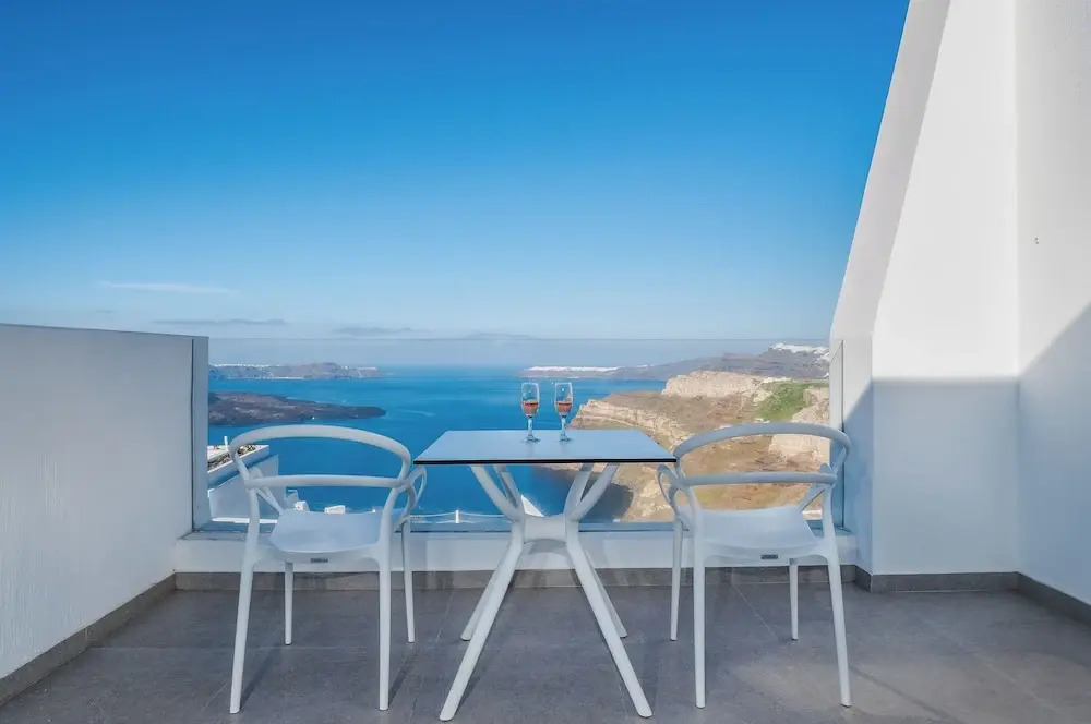 Photo - Symphony Suites Santorini