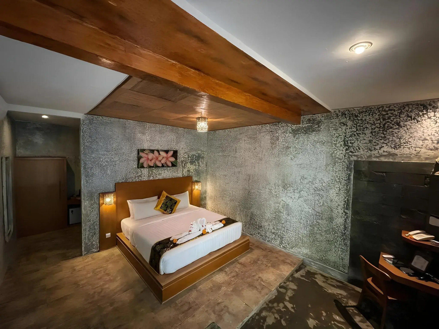 Photo - Senetan Villas and Spa Resort