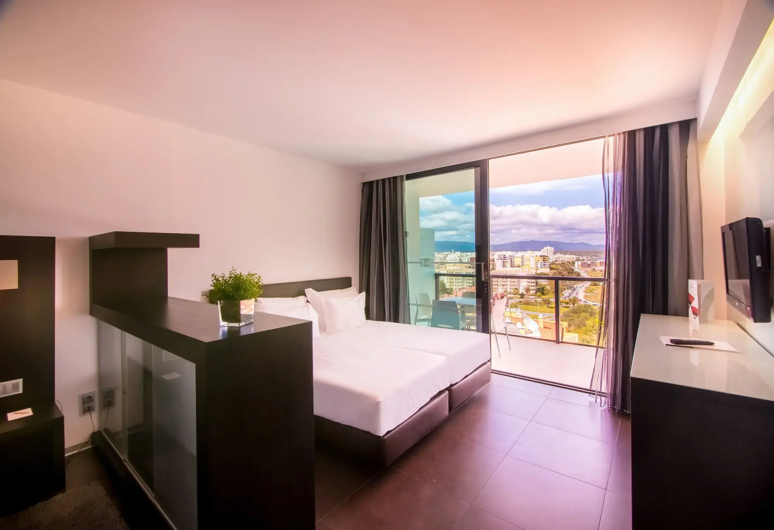 Photo - RR Hotel da Rocha