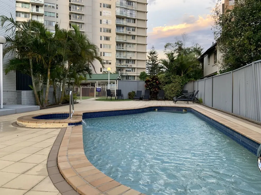 Foto - Burleigh Gardens North Hi-Rise