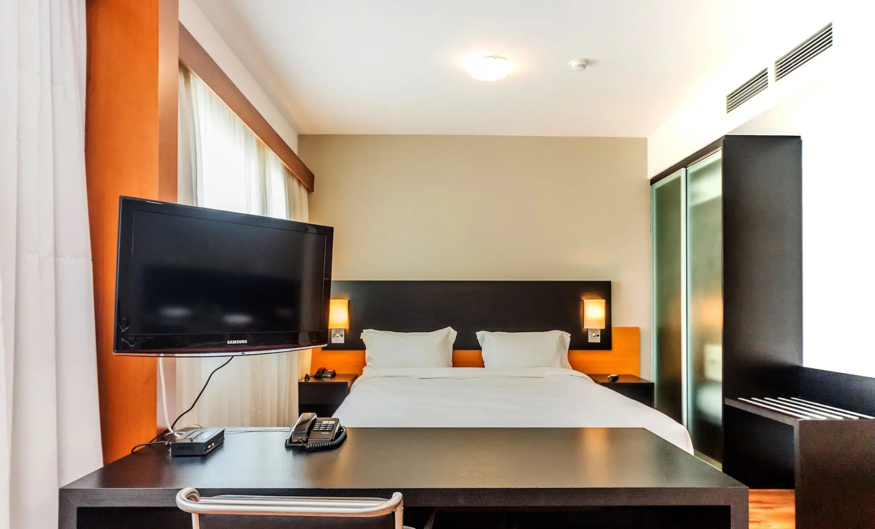 Foto - Paraíso Suítes by Charlie