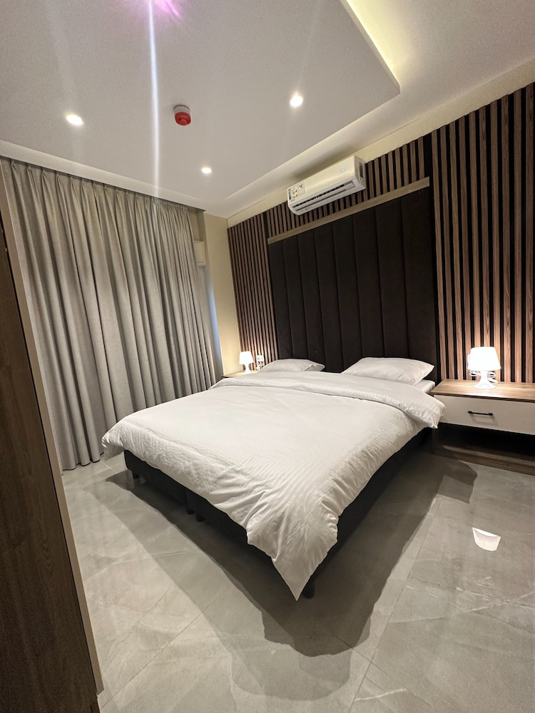 Charming Amman Apartment With Modern Amenit
