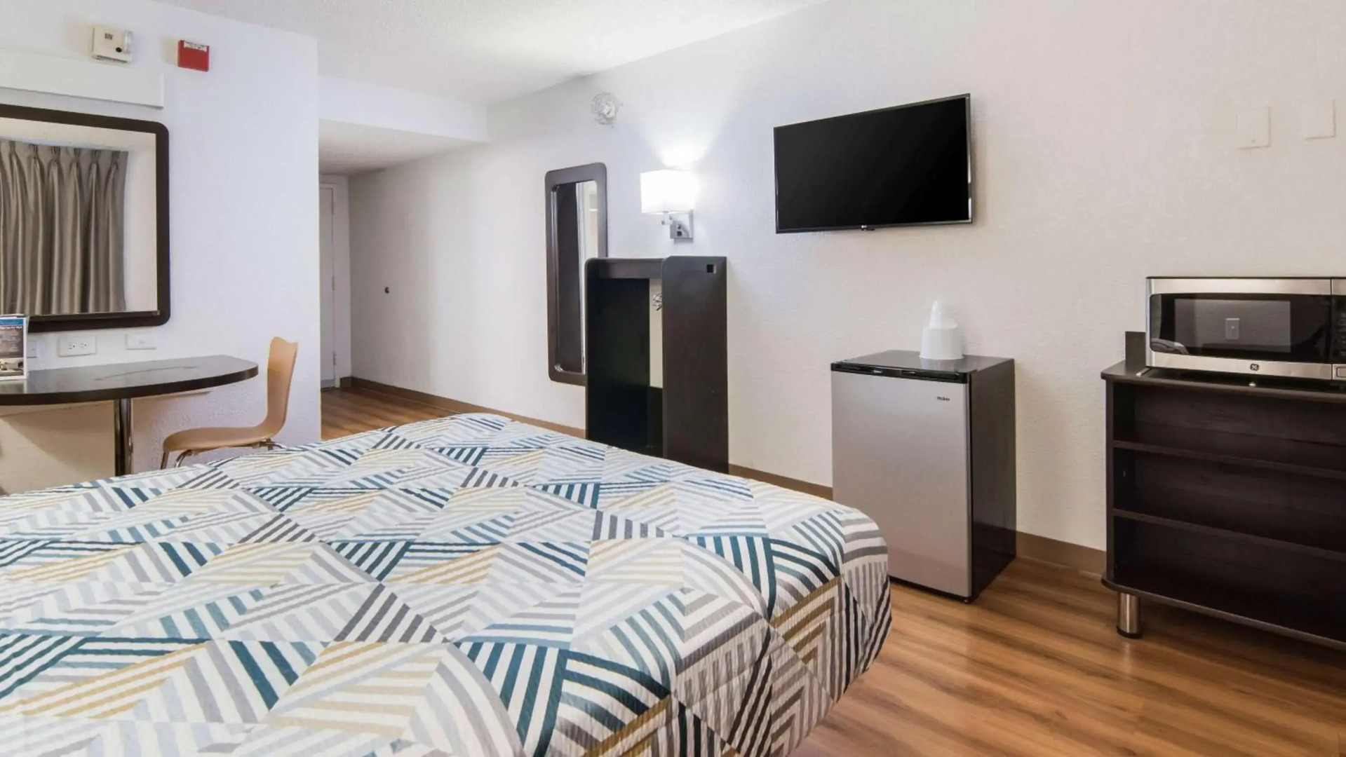 Photo - Motel 6-Addison, TX - Dallas