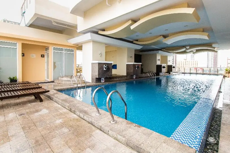Photo - Pacific Bay Grand Suites
