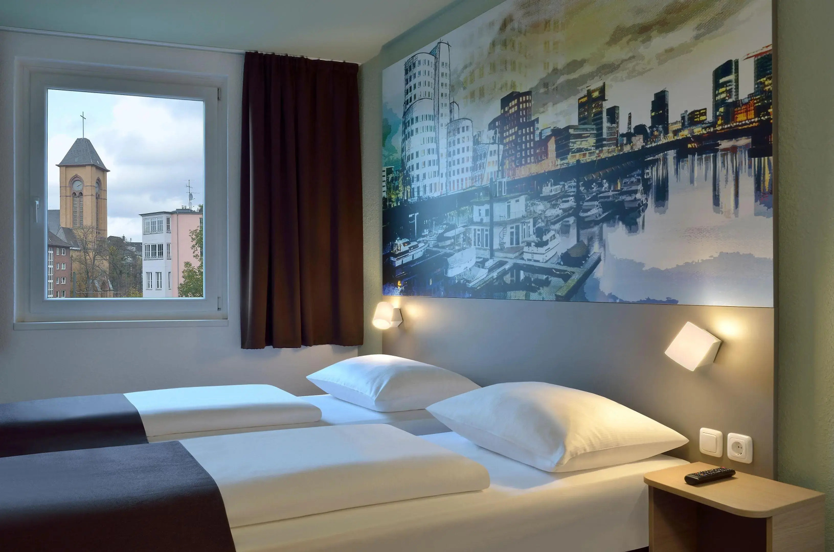 Foto - B&B Hotel Düsseldorf City-Süd