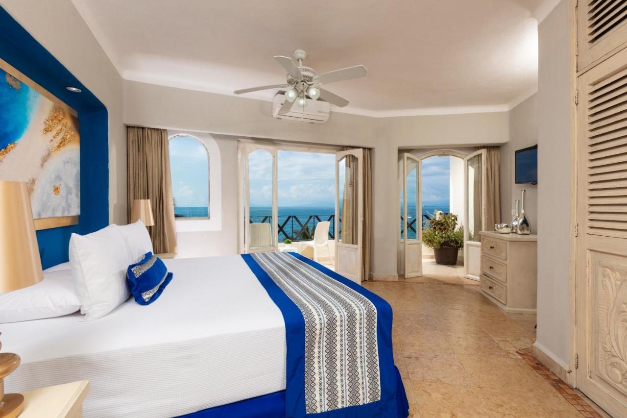 Photo - Blue Chairs Beachfront Resort Puerto Vallarta - Adults Only