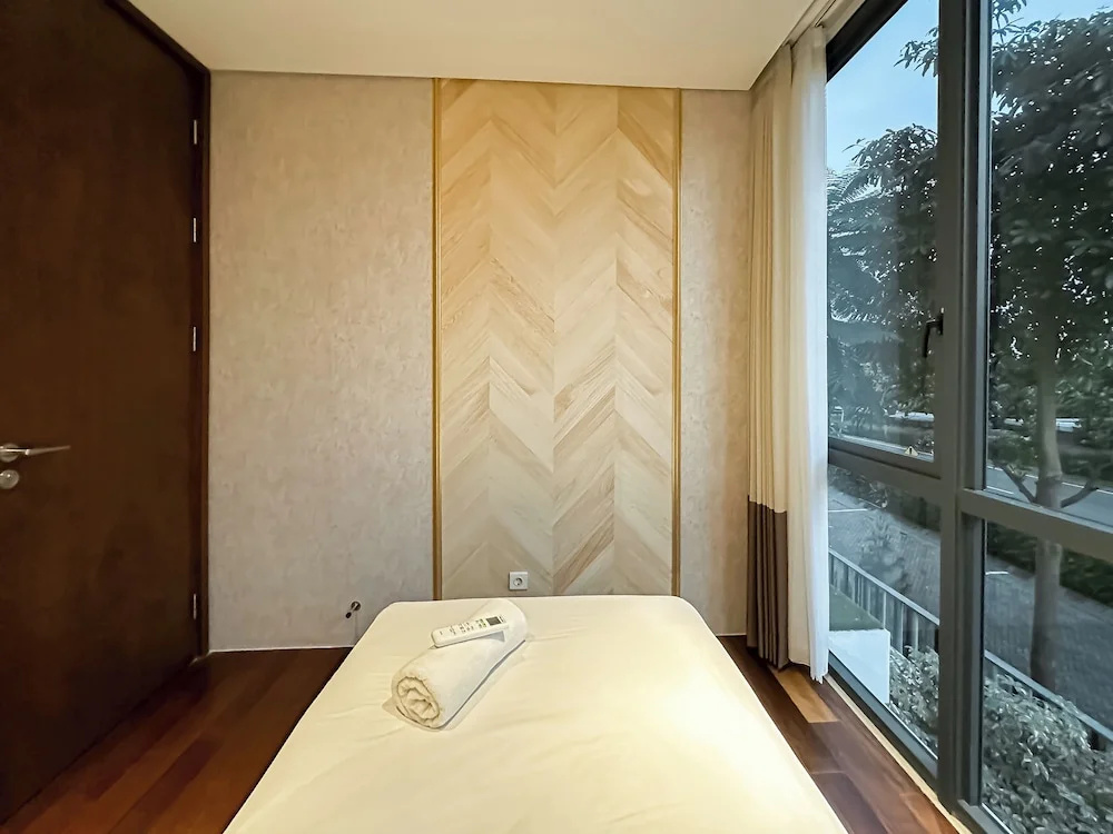Tranquil And Modern Haven 2Br At The Rosebay Apartment