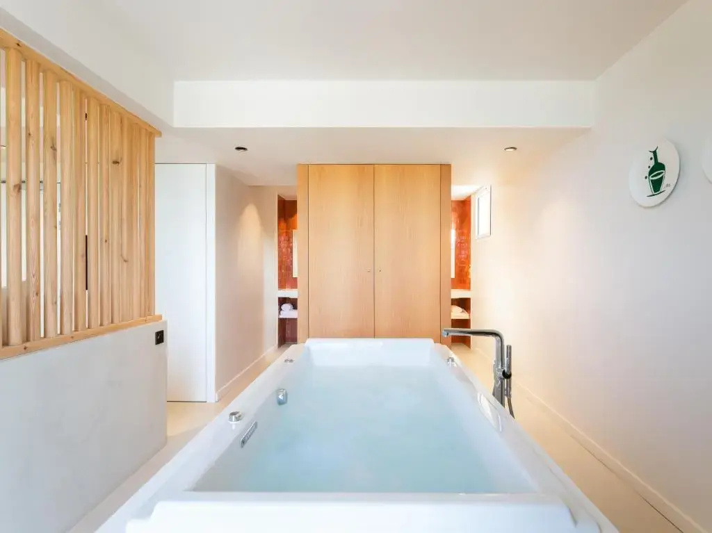 Photo - Les Elmes - Hôtel, Spa & Plage Privée