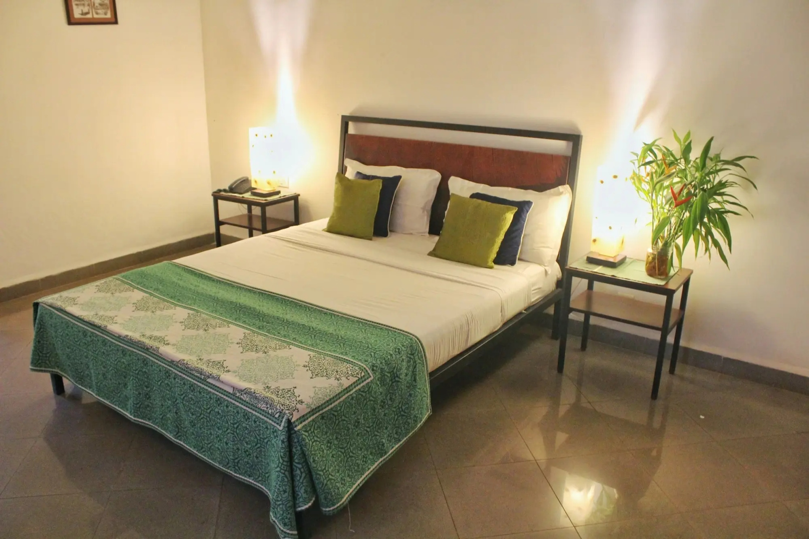 Photo - Granpa's Inn Hotel Bougainvillea