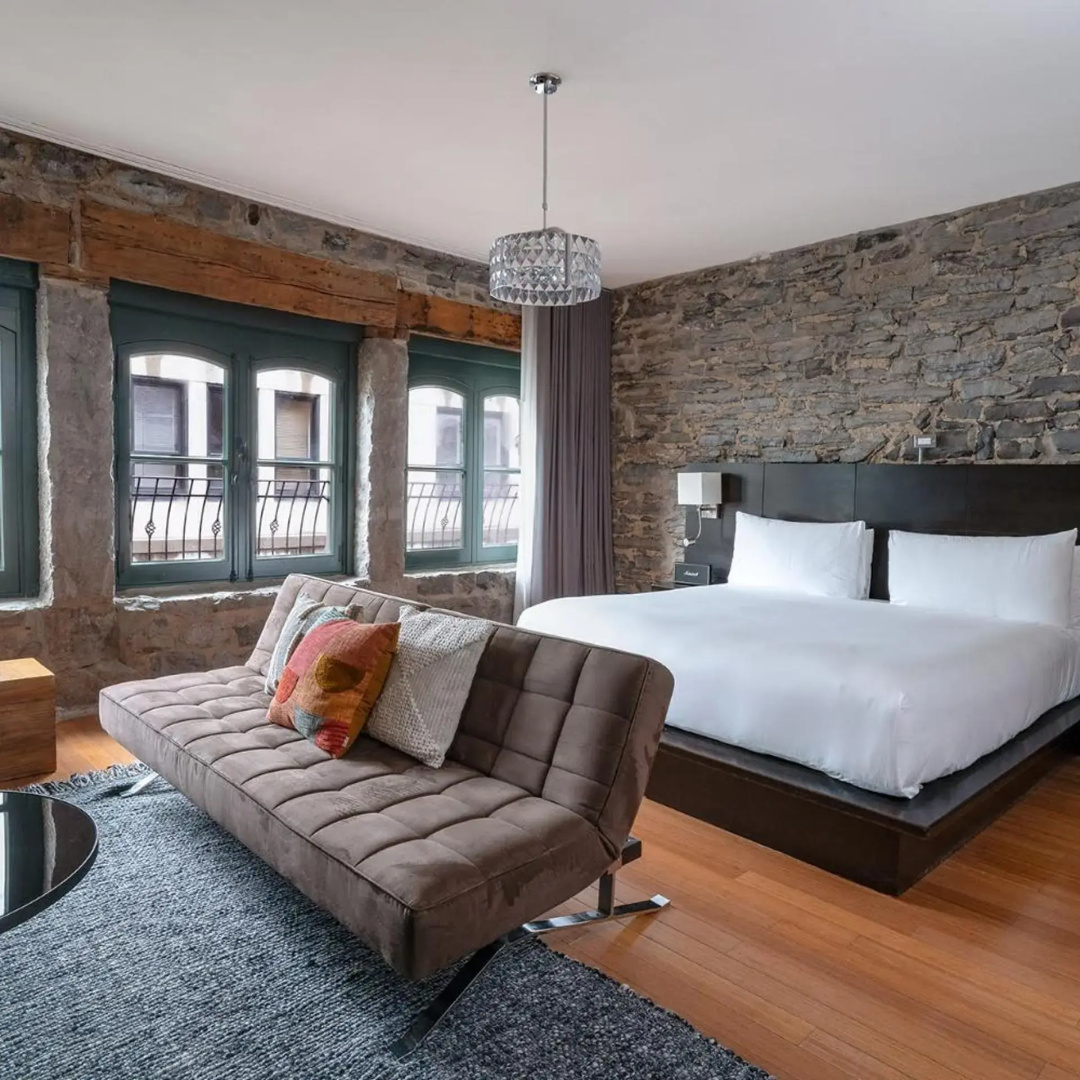 Photo - Le Petit Hôtel Vieux-Montréal - Saint-Paul by Gray Collection