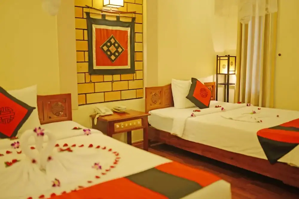 Photo - Old Town Hotel