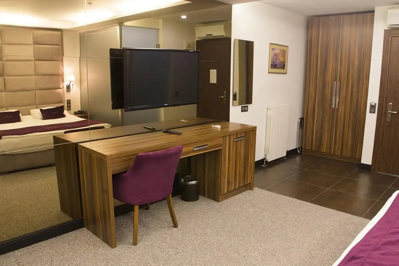 Photo - The 22 Hotel