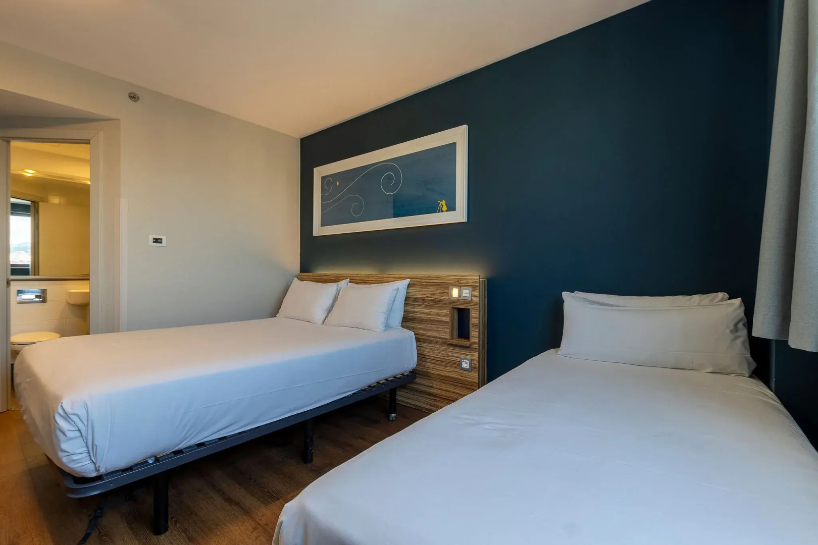 Photo - Travelodge Barcelona Poblenou