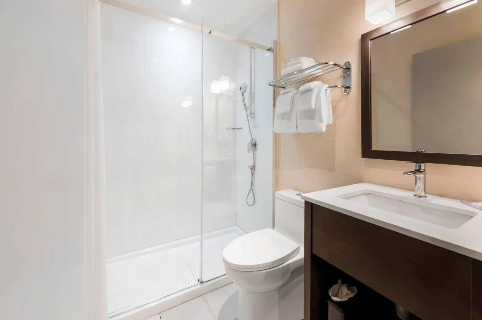 Photo - Quality Inn Centre-Ville