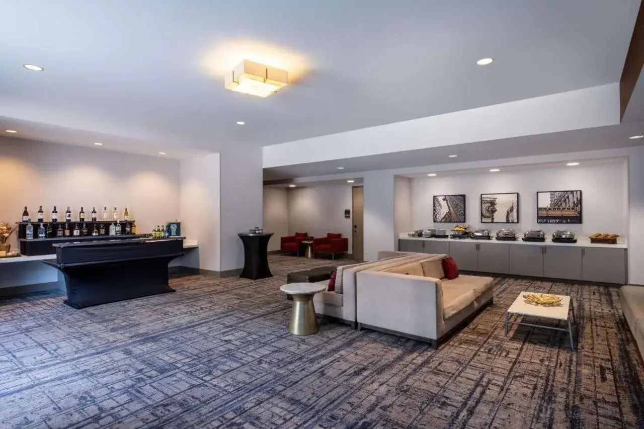 Photo - Homewood Suites by Hilton Chicago West Loop Fulton Mkt Area