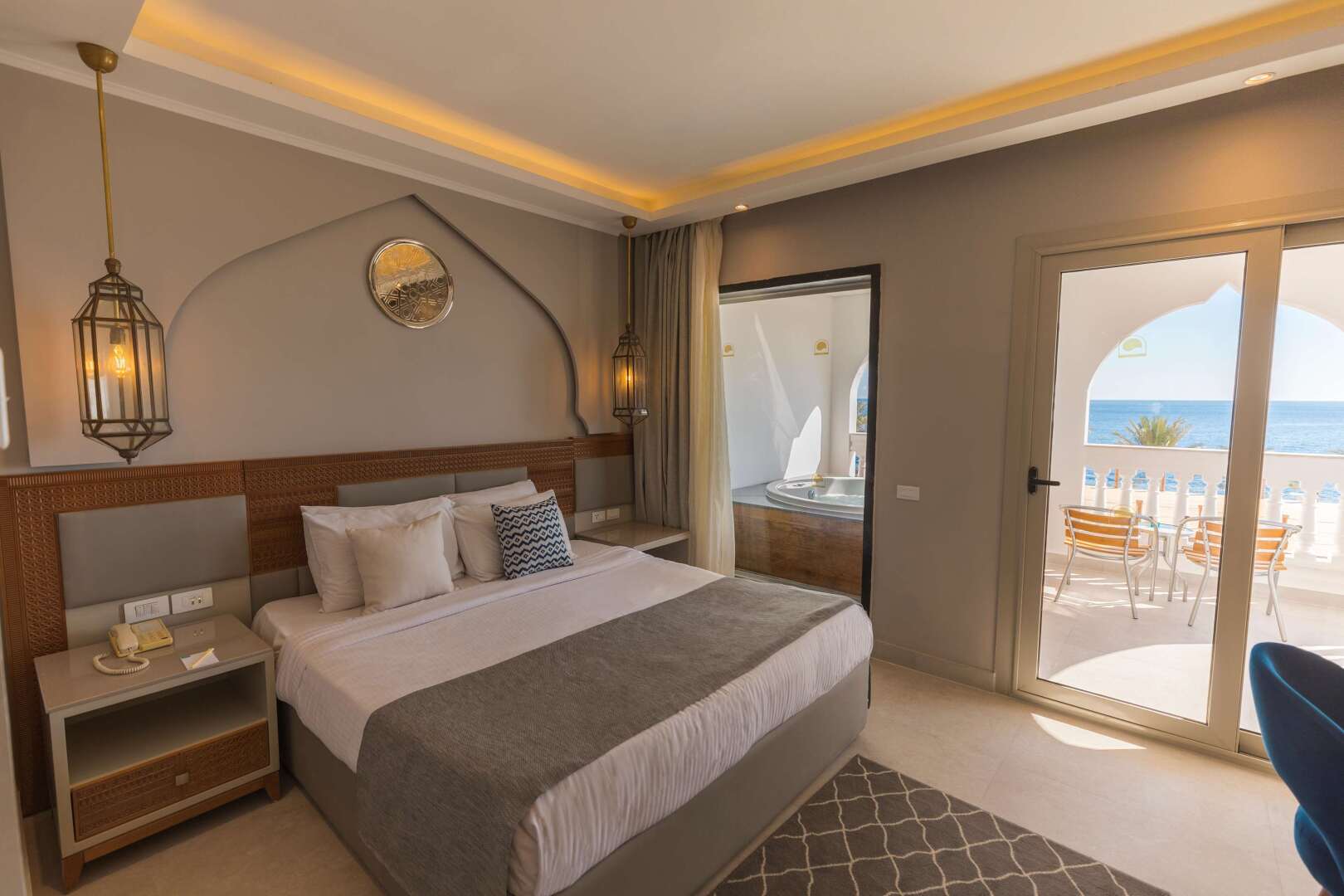 Photo - Sunrise Diamond Beach Resort -Grand Select