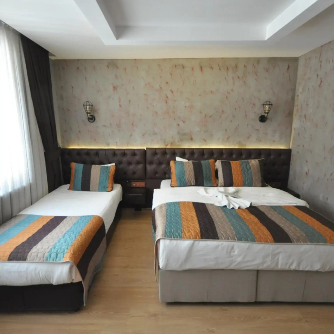 Photo - Retropera Hotel