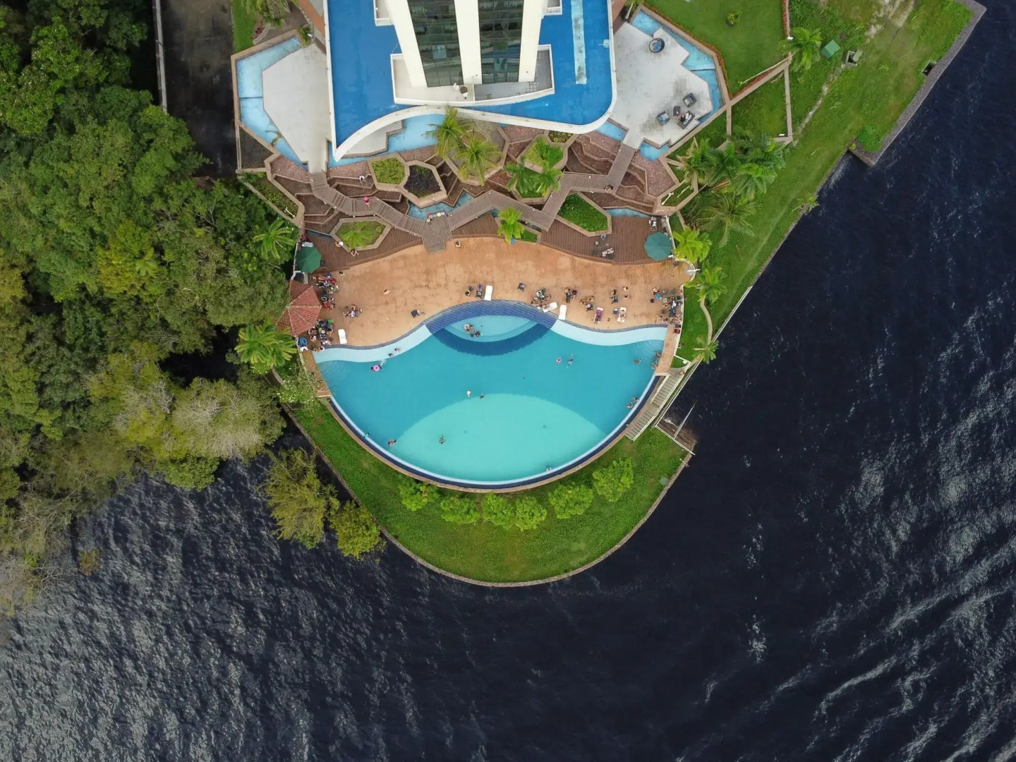 Photo - Tropical Executive Hotel