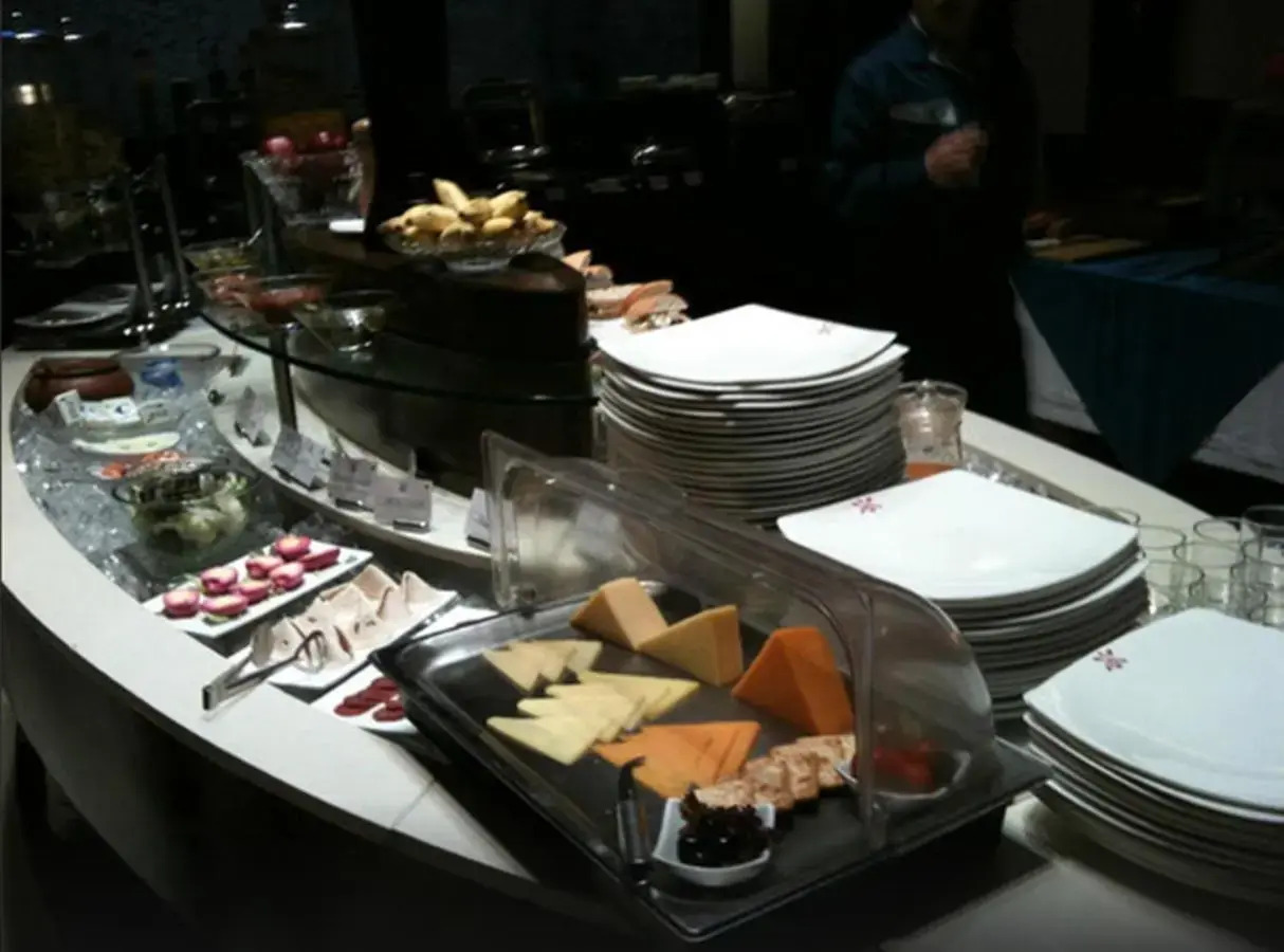 Photo - Royal Orchid Central, Pune