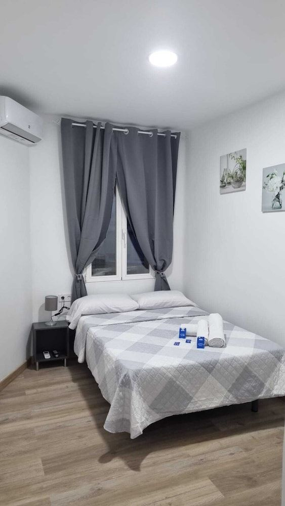 Photo - Hostal Vara Madrid