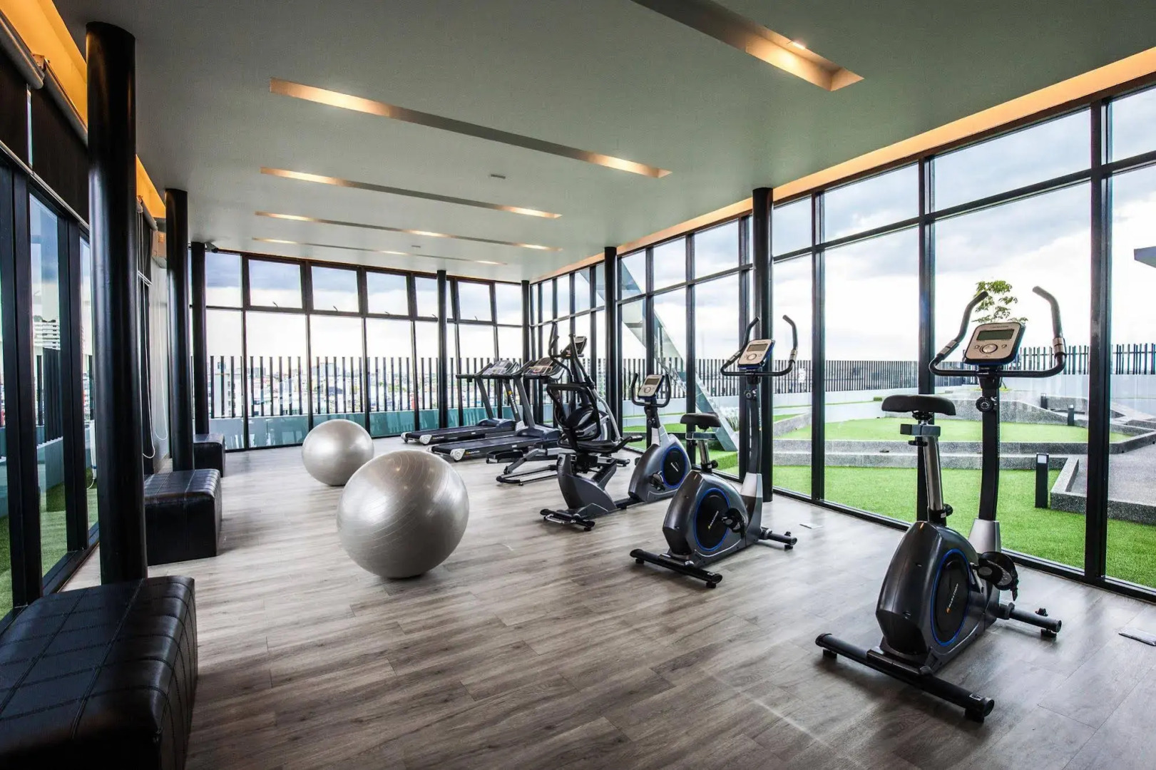 Foto - De Botan Srinakarin Hotel & Residence