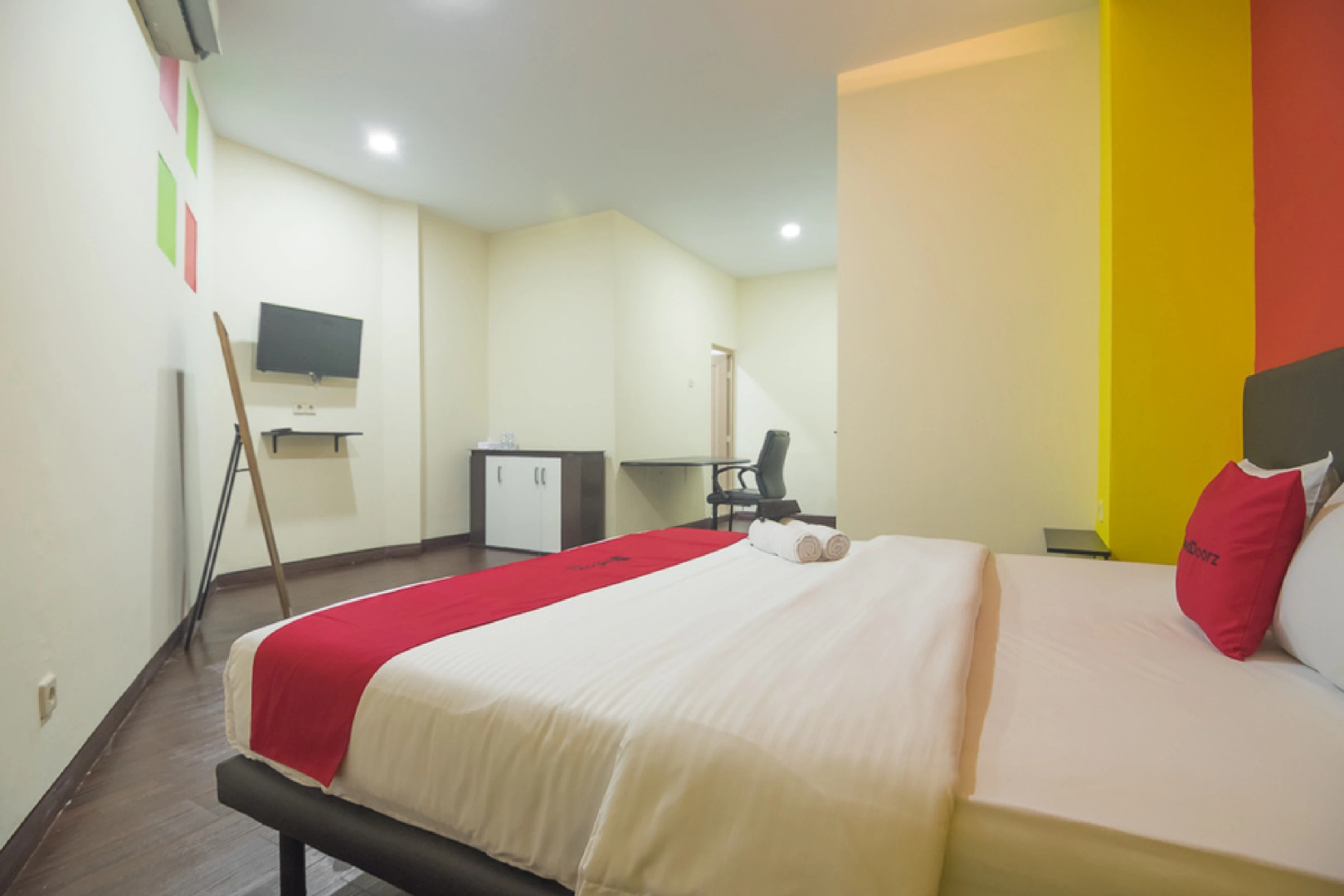 Foto - RedDoorz near ITC Mangga Dua