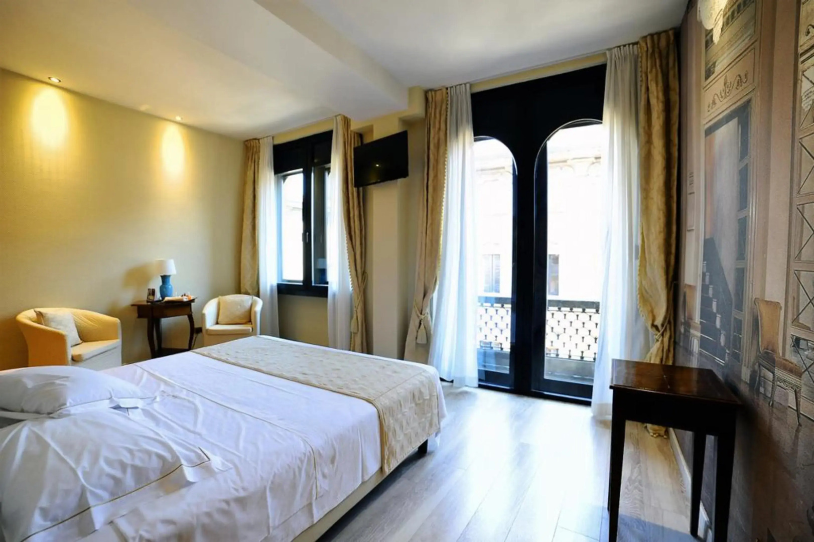 Photo - Hotel Pierre Milano