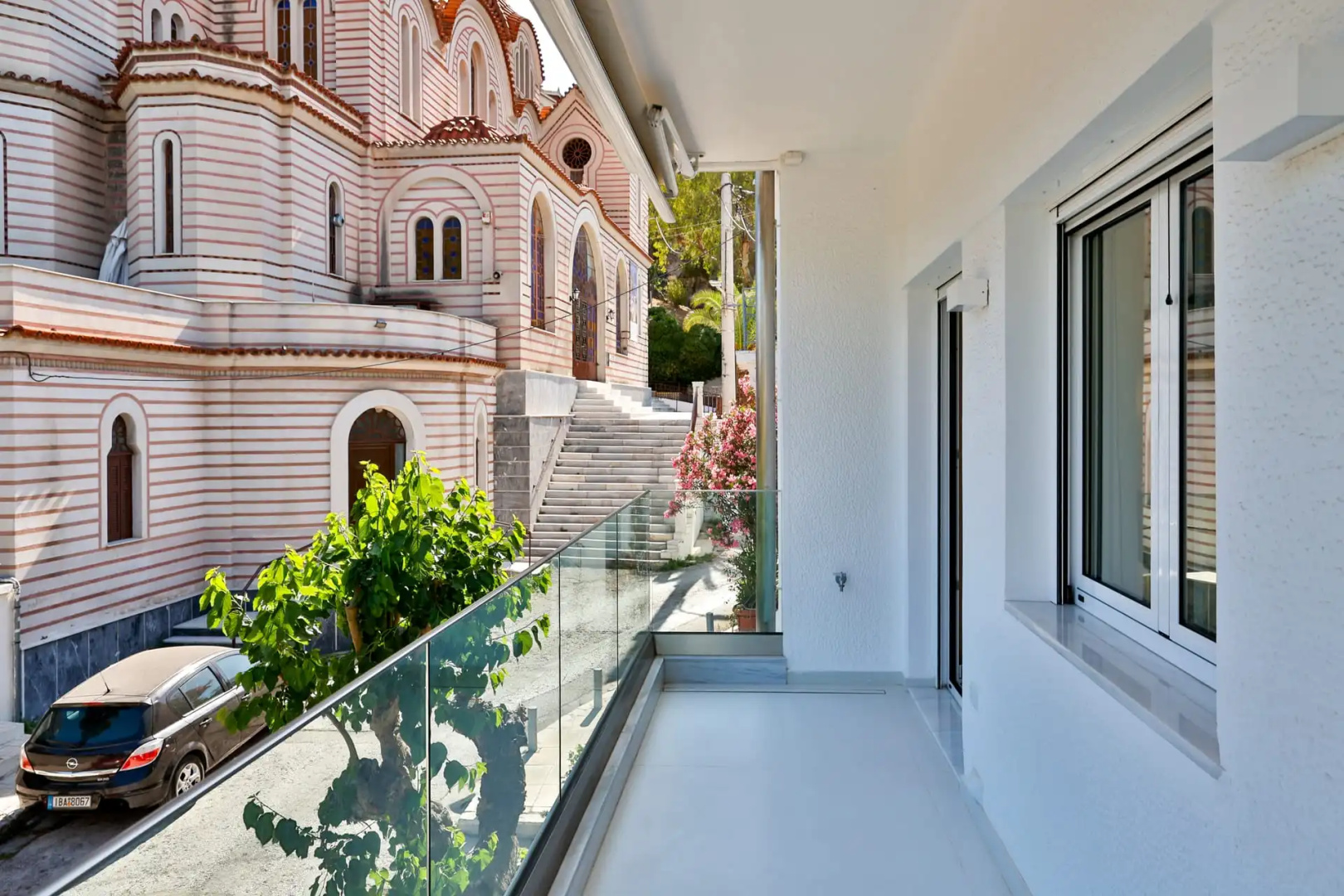 Thamvos Parthenon Rooftop Luxury APTS
