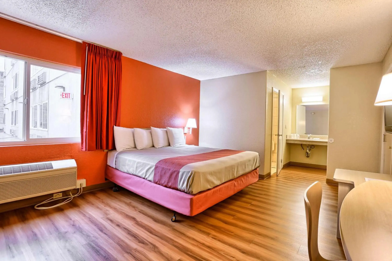 Photo - Cathedral Hill Hotel