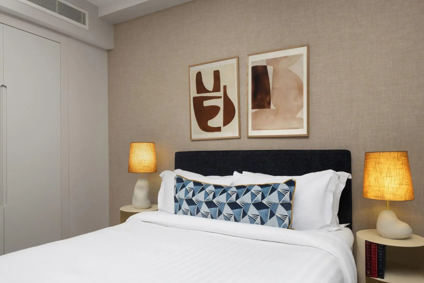 Photo - The Lincoln Suites