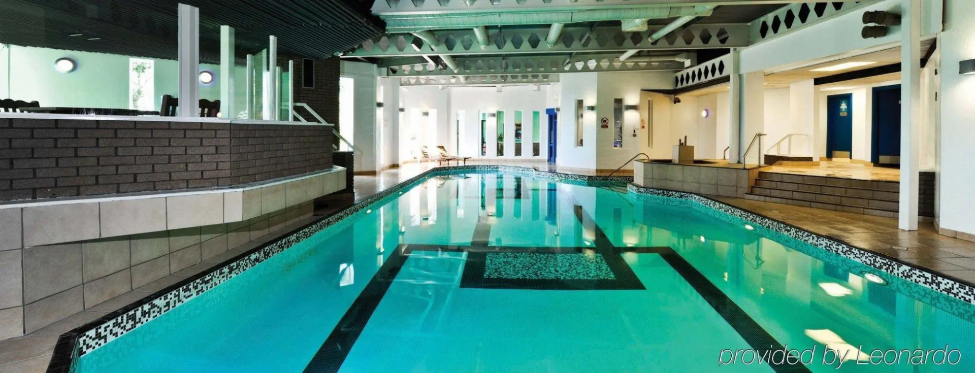 Foto - Leonardo Edinburgh Murrayfield