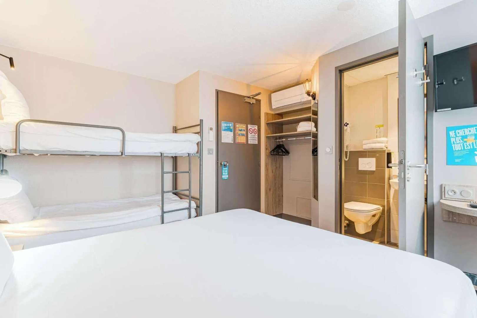 Photo - Kyriad Direct Tours Sud - Chambray Lès Tours