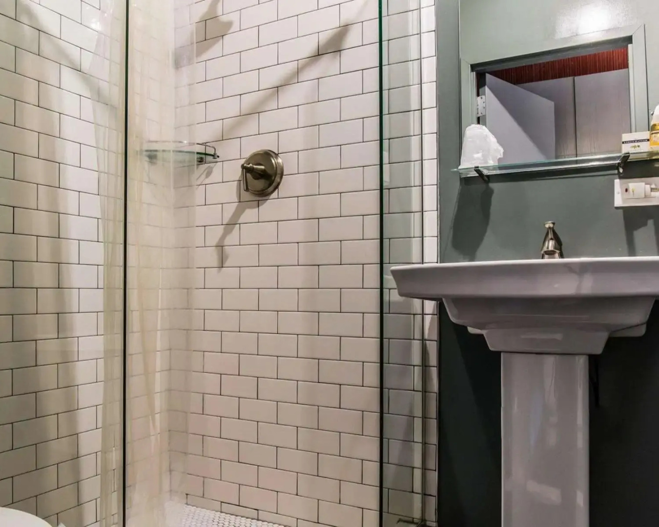 Photo - Essence hotel