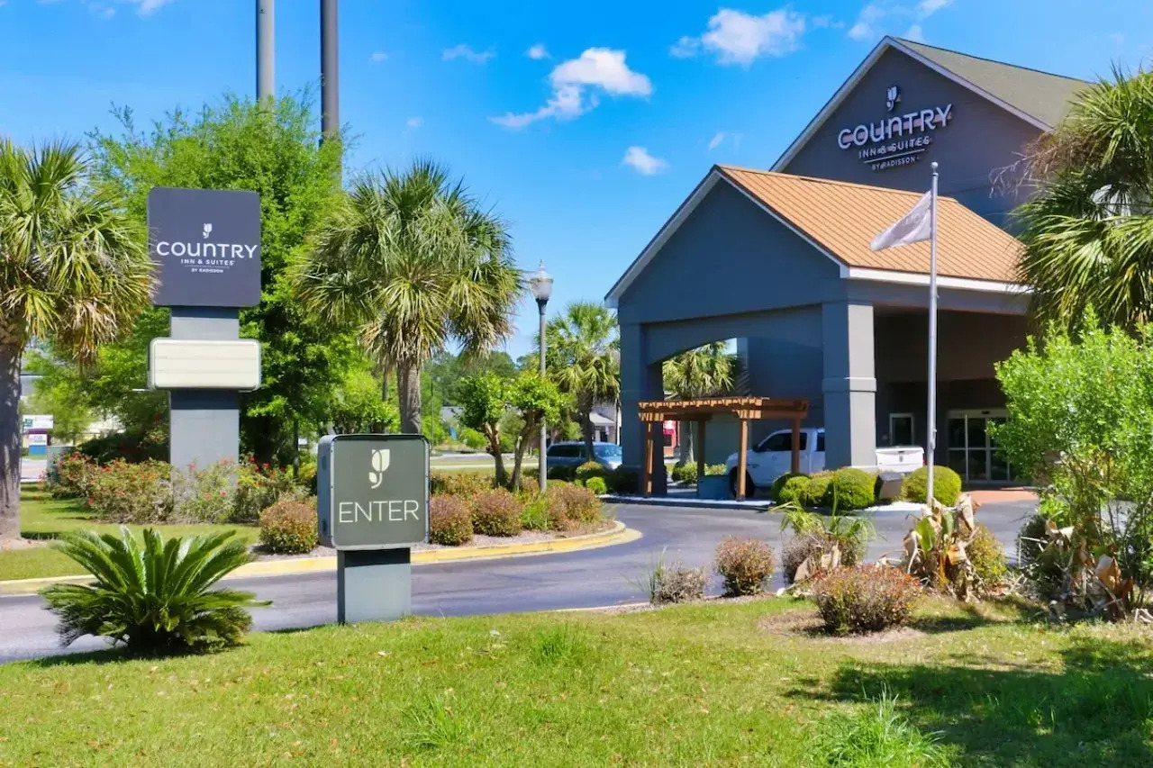 Photo - Country Inn & Suites by Radisson, Savannah Southside