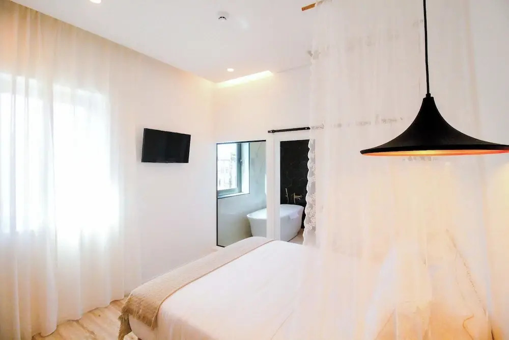 Foto - The Lost Garden