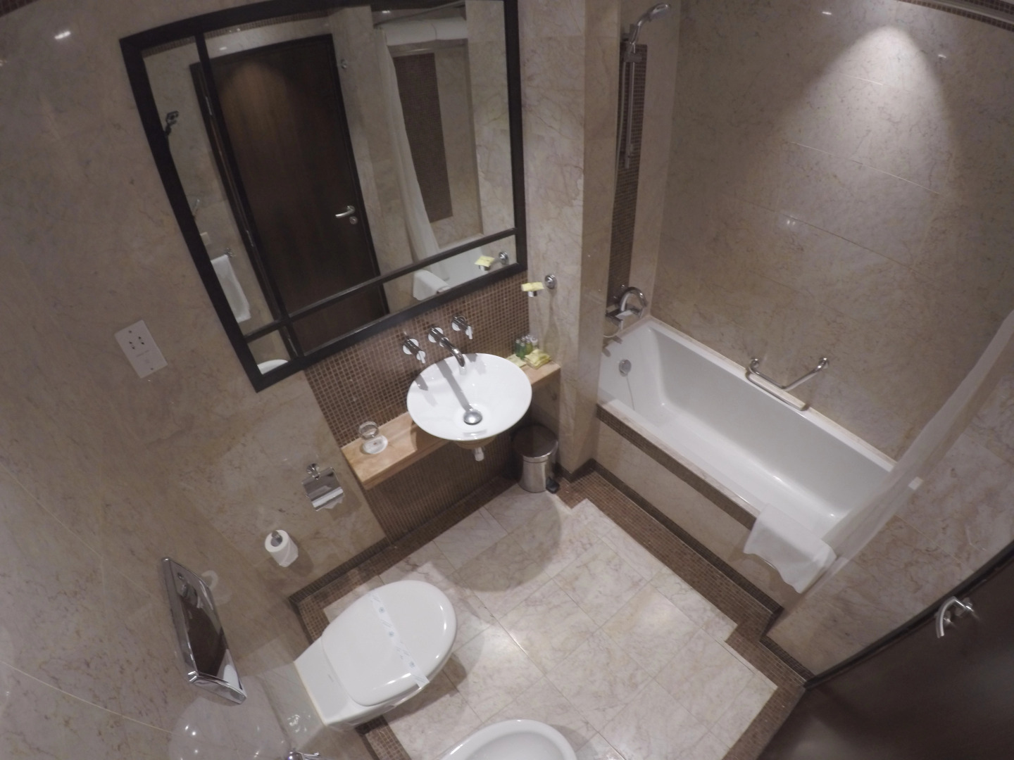 Foto - Number One Tower Suites