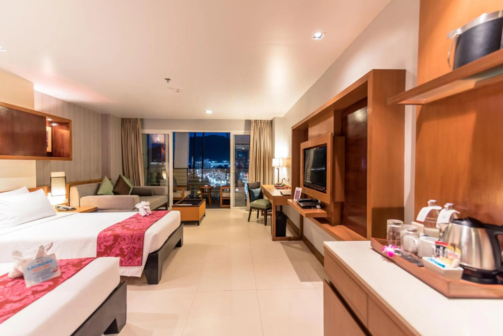 Photo - ASHLEE Hub Hotel Patong
