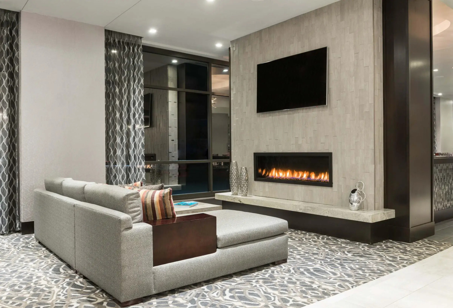 Photo - Fairfield Inn & Suites by Marriott Boston Cambridge