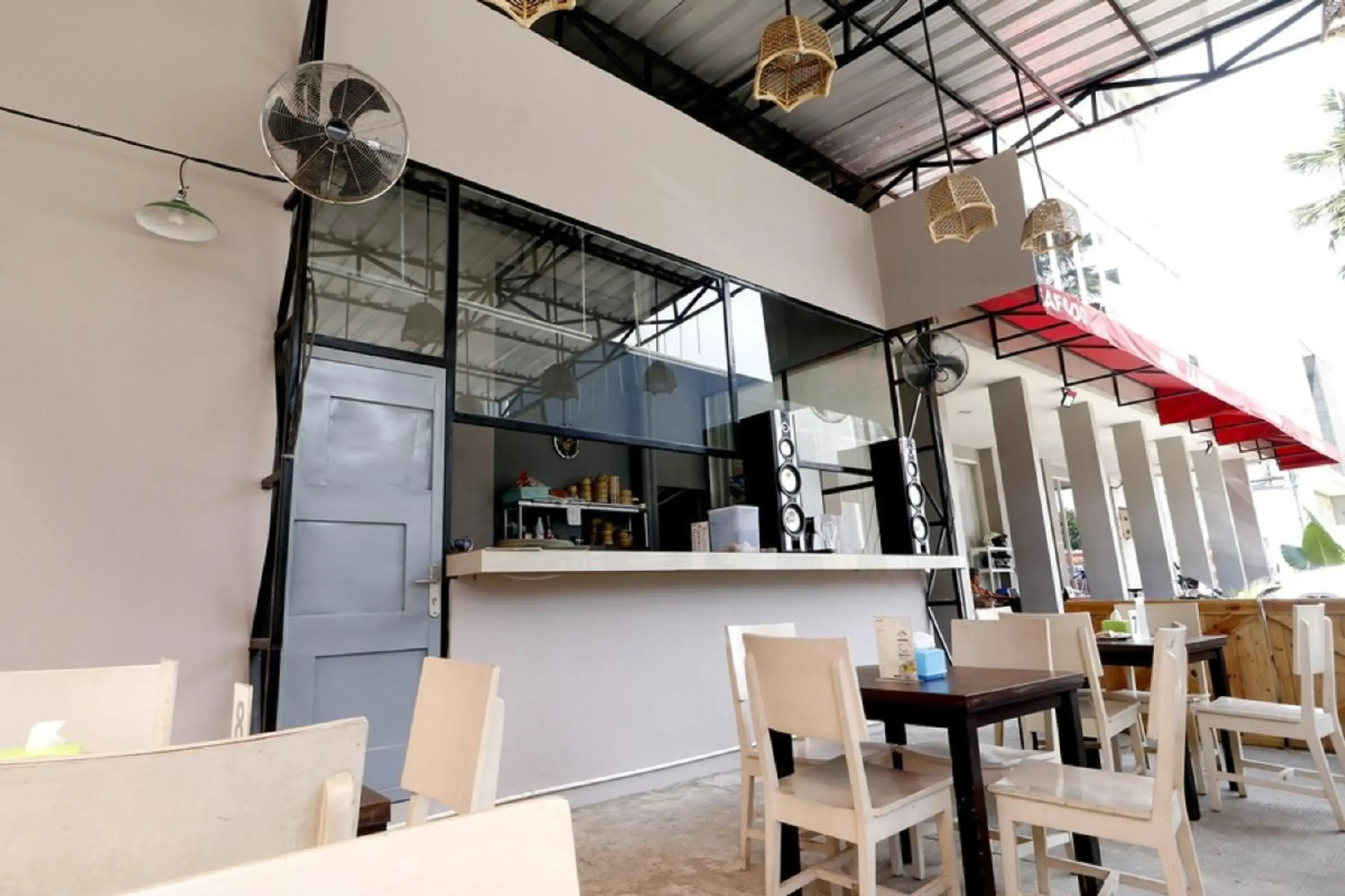 Photo - RedDoorz Plus @ Kapuk Business Park