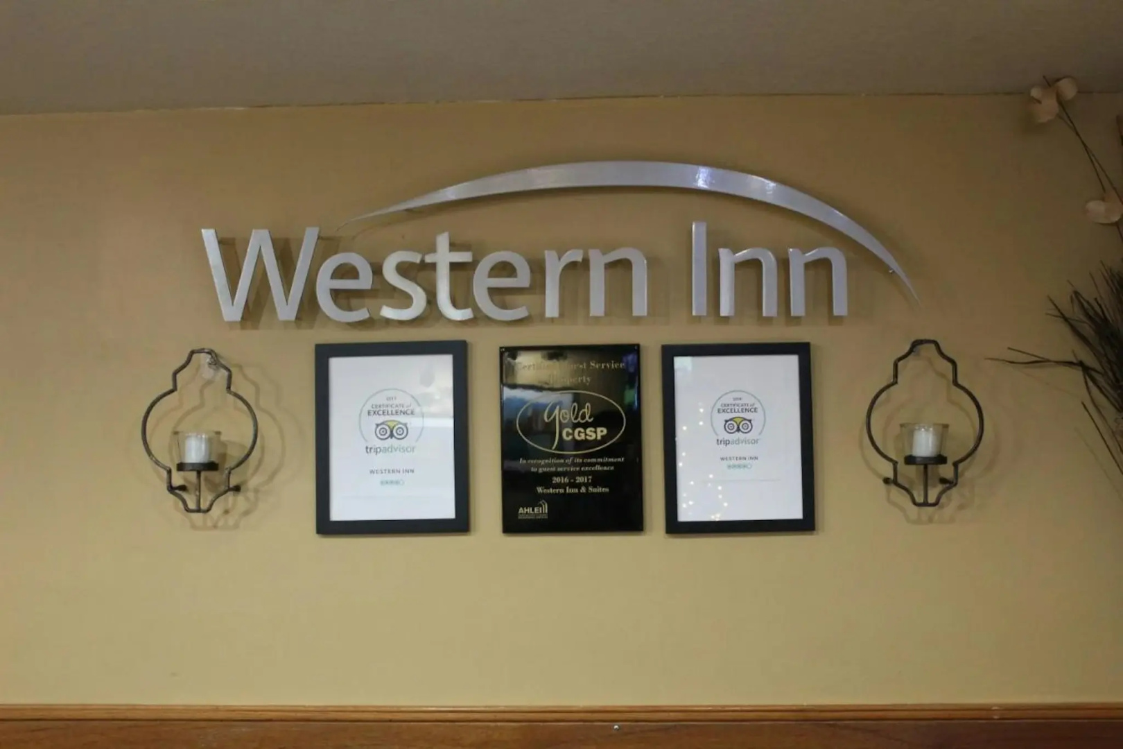 Foto - Old Town Western Inn & Suites