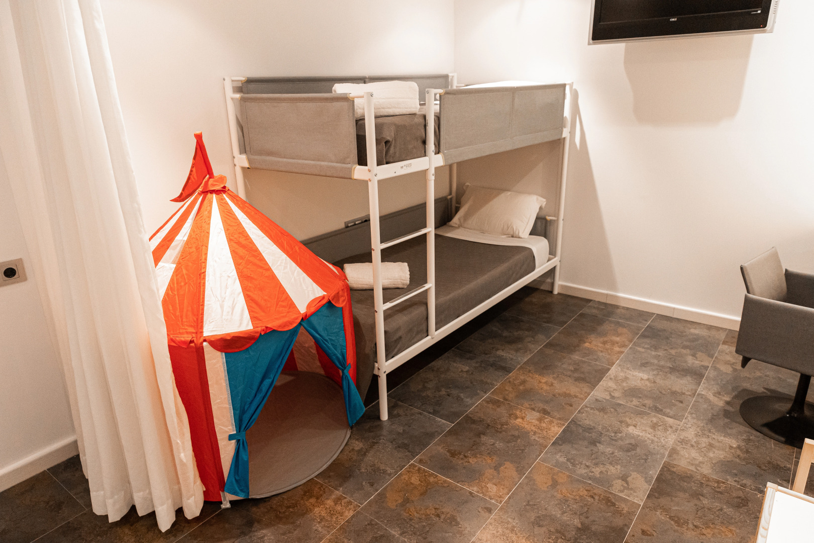 Photo - Nastasi Hotel & Spa