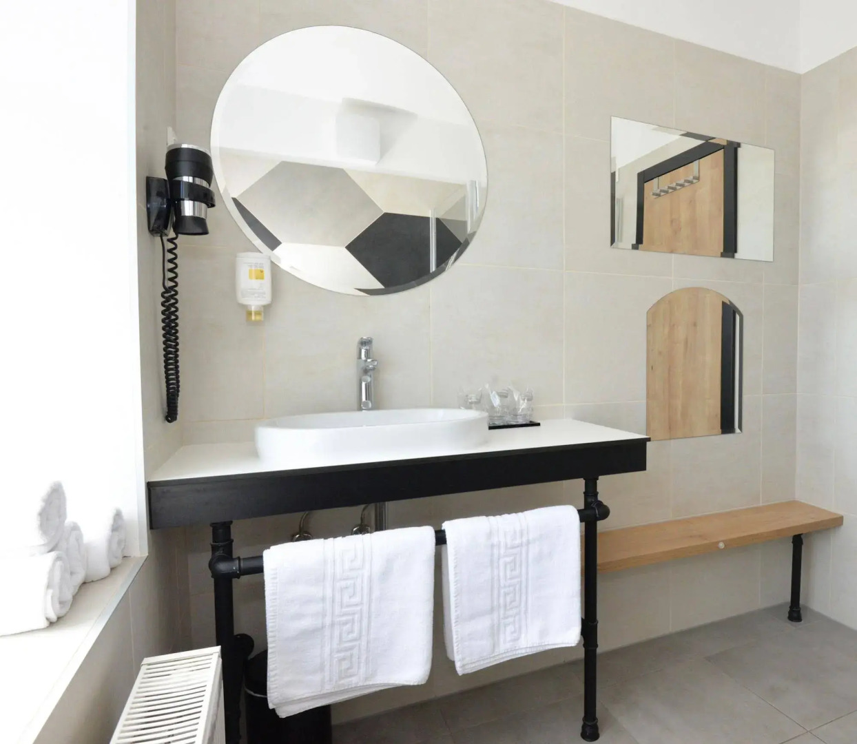 Photo - The Loop Hotel